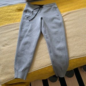 Lululemon joggers